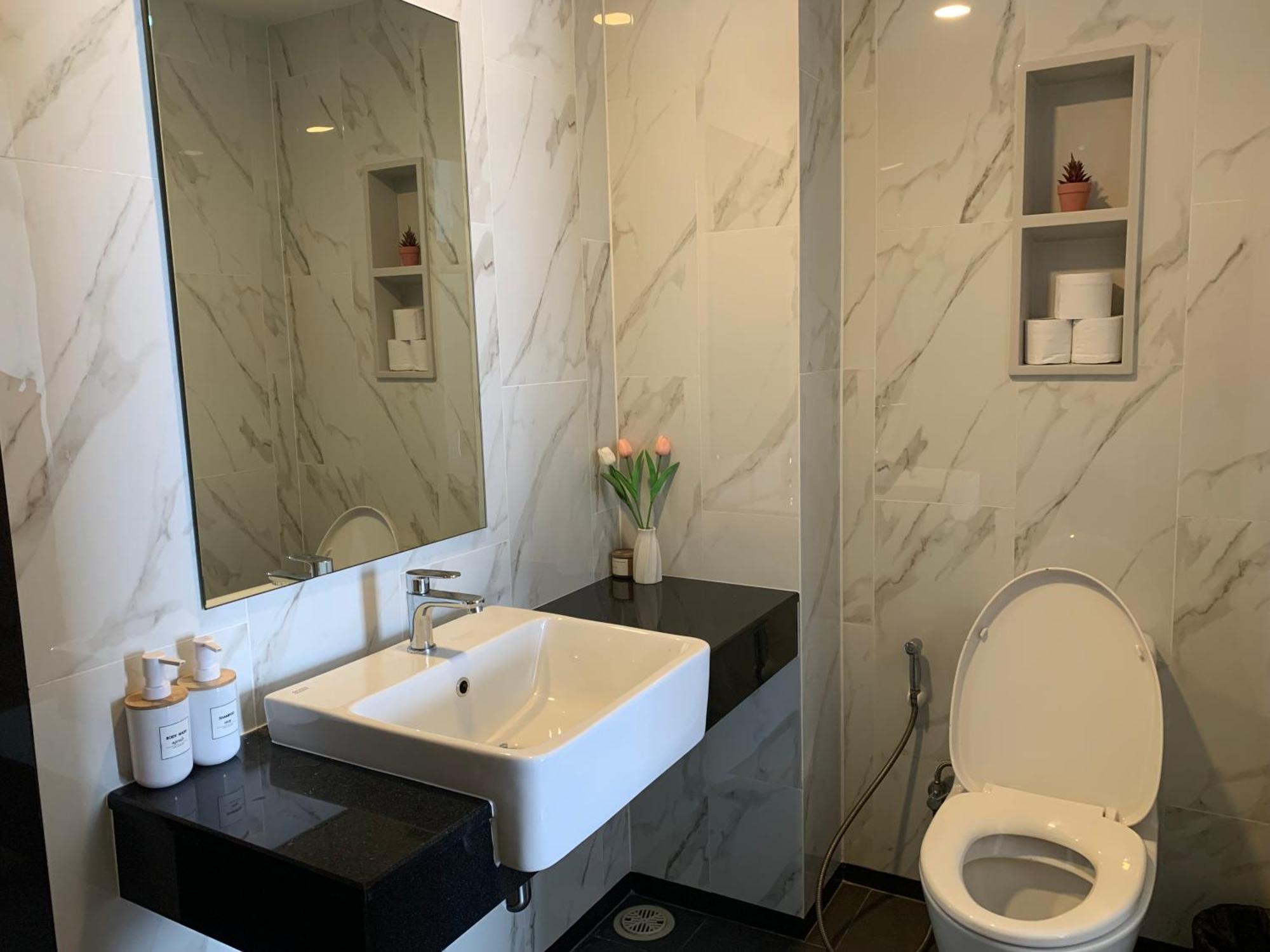 Condo Living In Hat Yai Ban Kho Hong Exterior photo